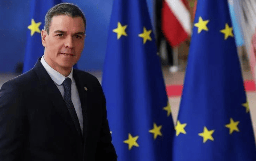 皇冠信用盘如何申请
_果真来中国了!特朗普没拦住皇冠信用盘如何申请
,美国彻底慌了!头号小弟“一夜倒戈”