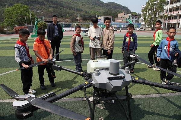 皇冠信用盘去哪里弄_美媒焦虑：中国为底层年轻人提供世界级教育皇冠信用盘去哪里弄，美政府却背道而驰