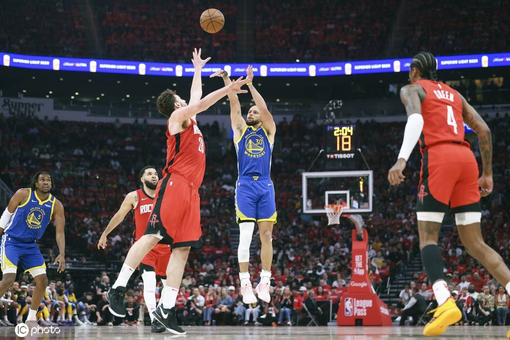 皇冠信用盘在哪里开通
_巴特勒25+7+6库里31分 勇士击败火箭系列赛1-0