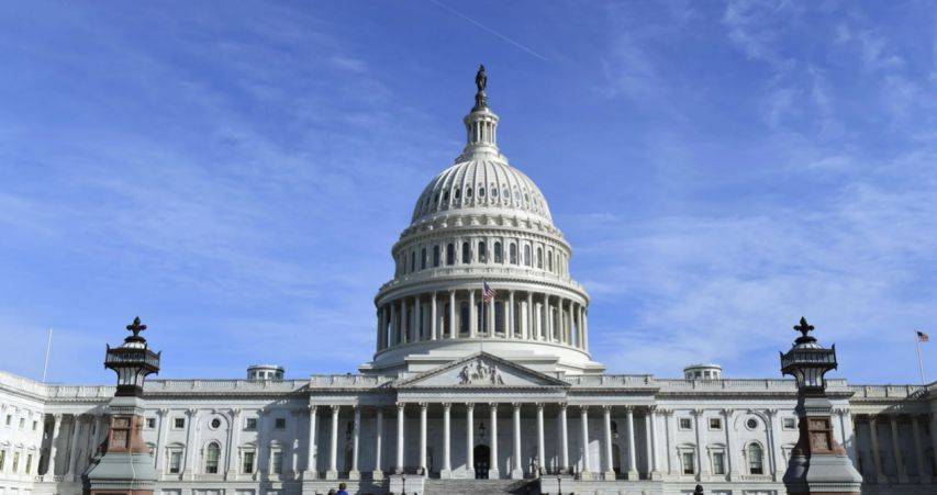 皇冠信用网站_中美即将坐上谈判桌？特朗普对华暗示皇冠信用网站，美副总统暴露美国短板