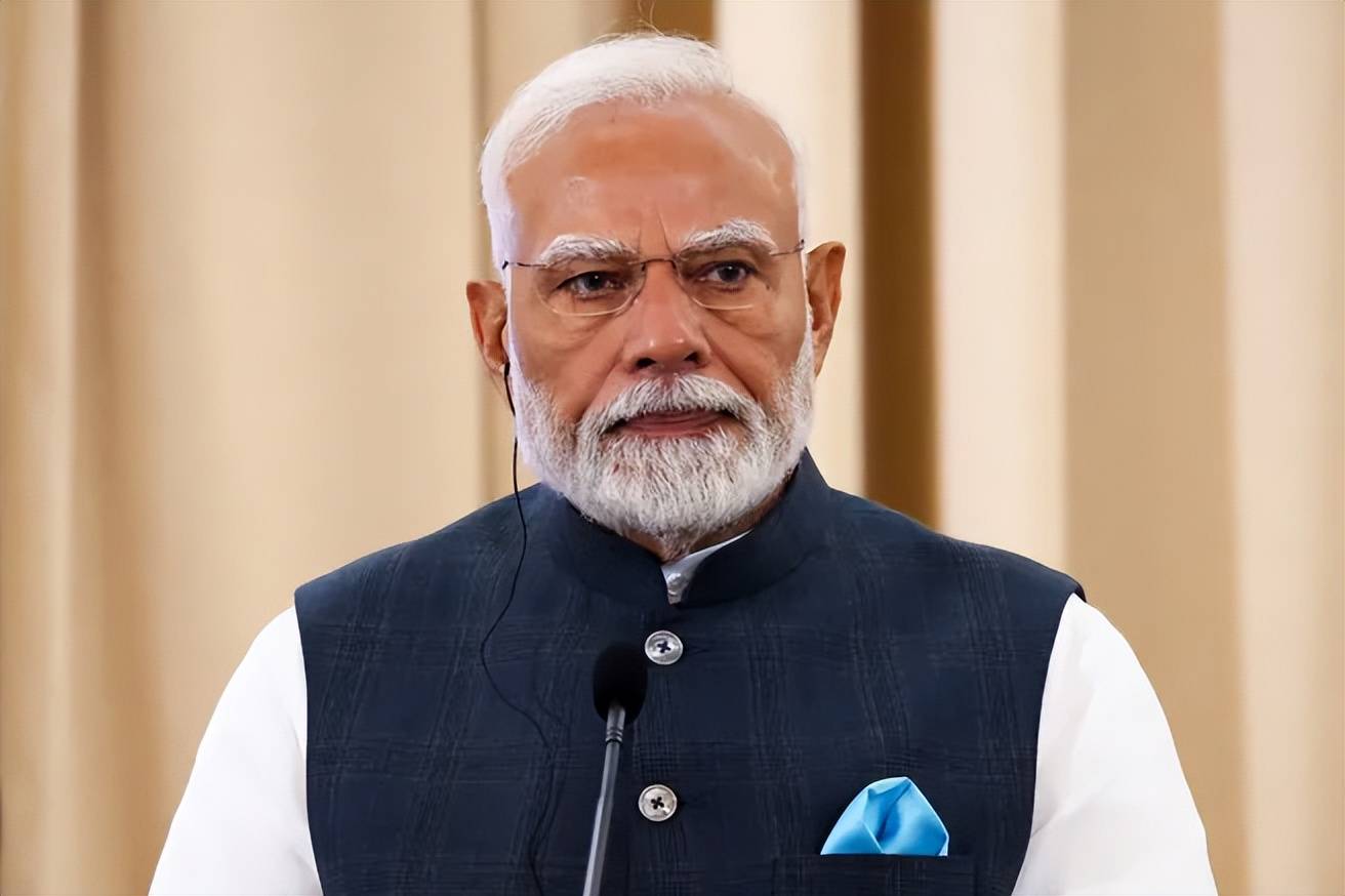 皇冠信用盘会员如何申请
_印度航母紧急逼近皇冠信用盘会员如何申请
,巴基斯坦导弹预备攻击!歼10C即将大战阵风?