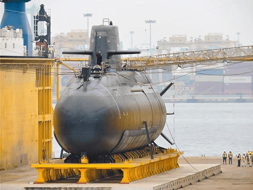 怎么申请皇冠信用盘
_台媒:台“海军参谋长”间接证实怎么申请皇冠信用盘
,台军首艘自造潜艇“海鲲”号4月海试“跳票”