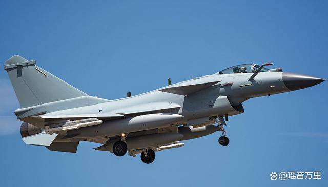 皇冠信用盘开号_印度宣战！巴军歼10C携PL-15导弹硬刚皇冠信用盘开号，巴外长连夜拨通中方电话
