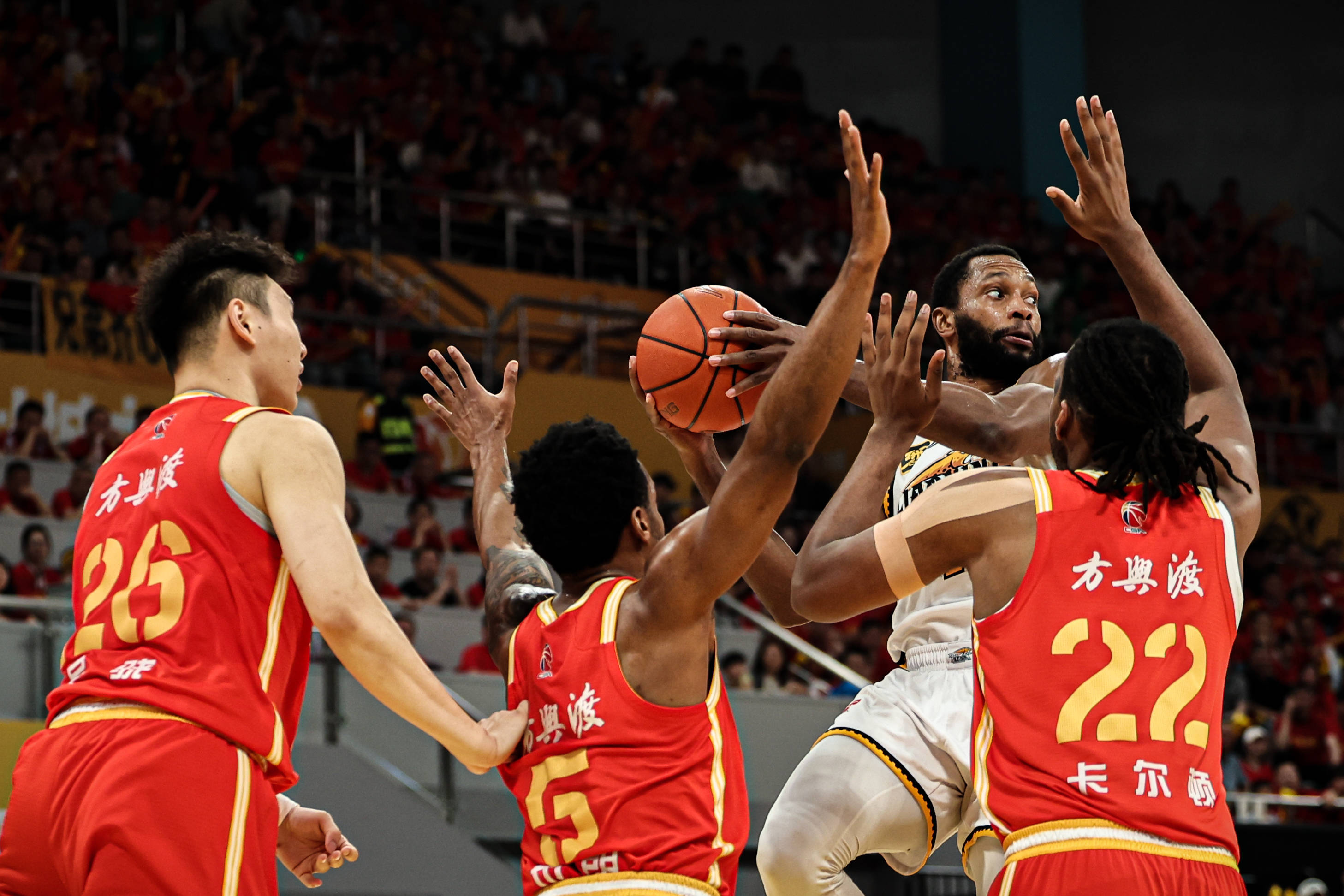 皇冠信用盘可以占几成_广厦3-0横扫辽宁进总决赛皇冠信用盘可以占几成！胡金秋36+10赵继伟17+6