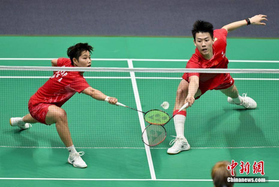 皇冠信用盘平台
_2025苏迪曼杯:中国队3:0击败马来西亚队晋级四强