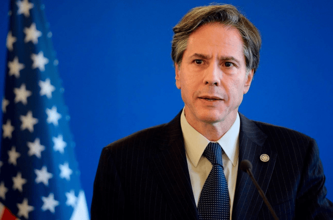 皇冠足球平台代理_特朗普闯下大祸皇冠足球平台代理！美高官罕见“力挺”中国：有牌可打的是中国！