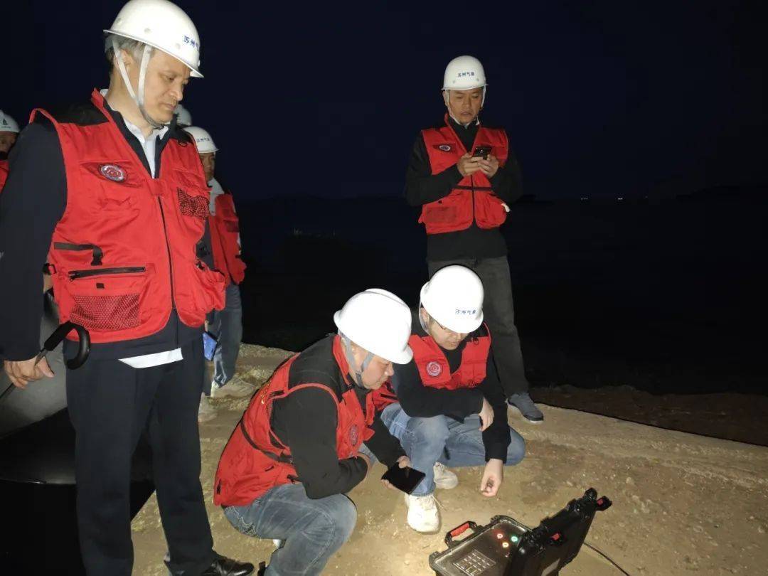 皇冠信用盘开号_无锡发射火箭弹12枚皇冠信用盘开号，苏州发射火箭弹10枚