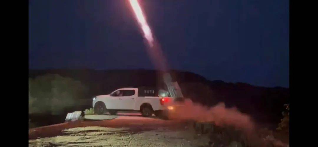 皇冠信用盘开号_无锡发射火箭弹12枚皇冠信用盘开号，苏州发射火箭弹10枚