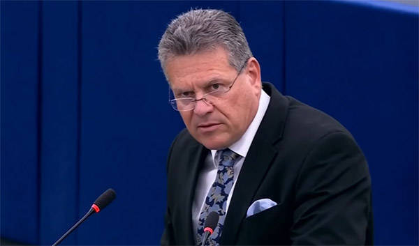 皇冠信用网会员申请_美媒：如果贸易谈判失败皇冠信用网会员申请，欧盟计划对1000亿欧元美国商品征收关税