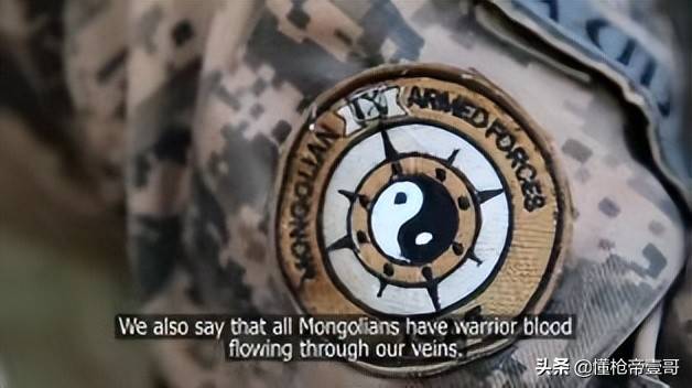 皇冠信用在线申请_俄军缴获中国81版气枪皇冠信用在线申请？还有百年汤姆逊冲锋枪、莫辛纳甘