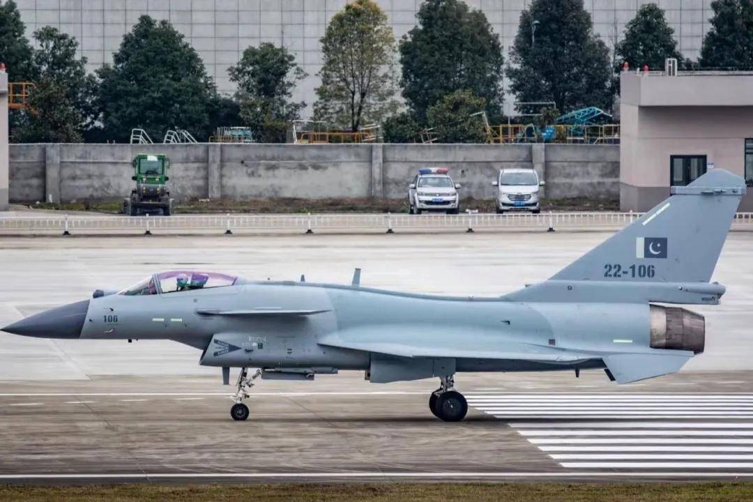 皇冠信用登2代理网址_歼-10C赢在哪里皇冠信用登2代理网址？巴防长证实：印巴空战歼-10CP成功逼退“阵风”