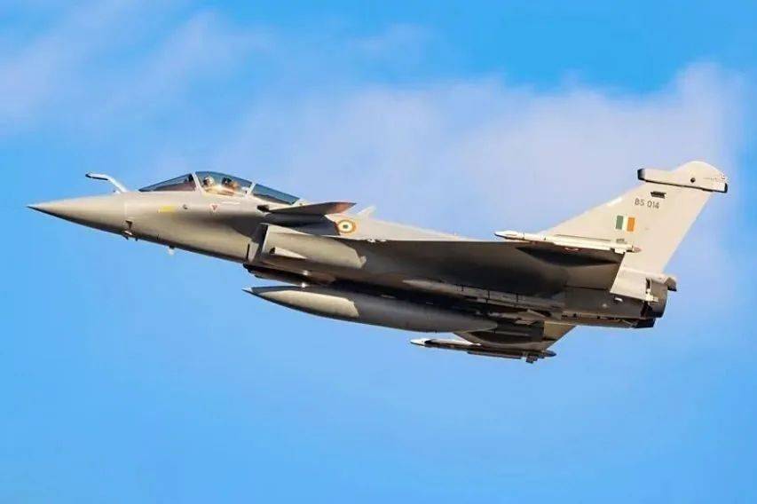 皇冠信用网开户_反转太突然！大批导弹袭击巴基斯坦皇冠信用网开户，印度6架战机被击落，不简单