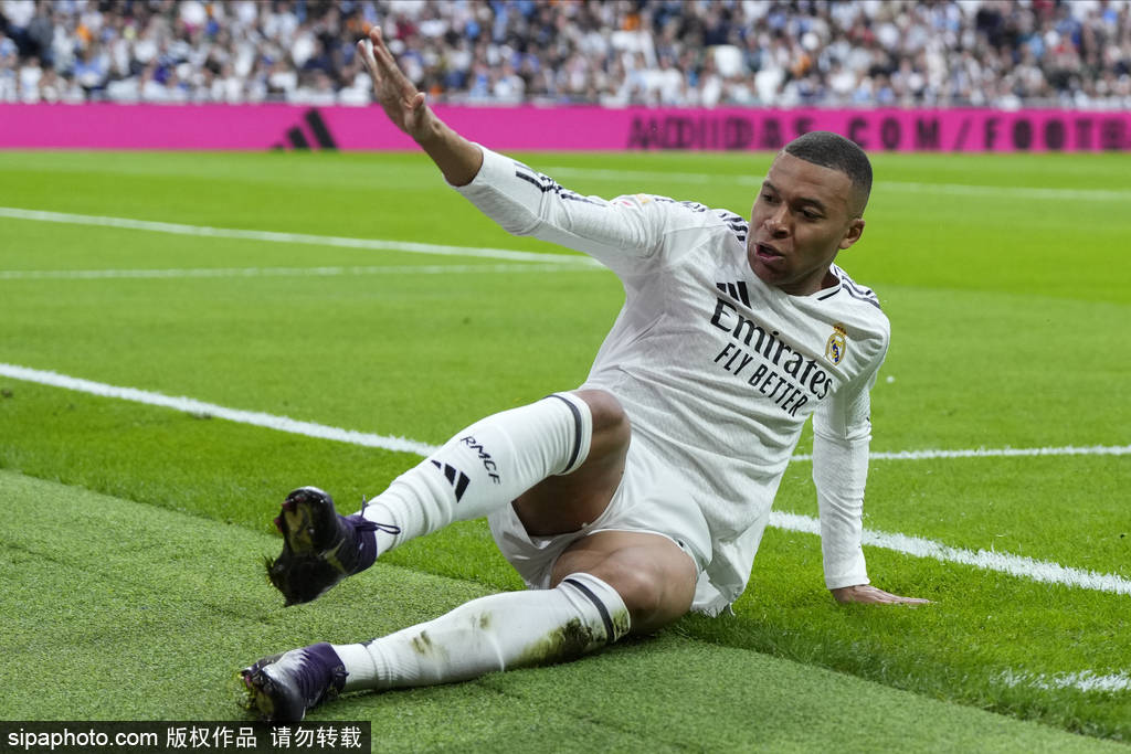 信用网怎么注册_观战台：巴萨火拼皇马定乾坤 红军斗枪手+蓝军争5大战