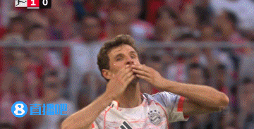 皇冠信用网会员如何申请
_讲不出再见!穆勒完成拜仁主场告别战皇冠信用网会员如何申请
,效力25年出战750场夺33冠