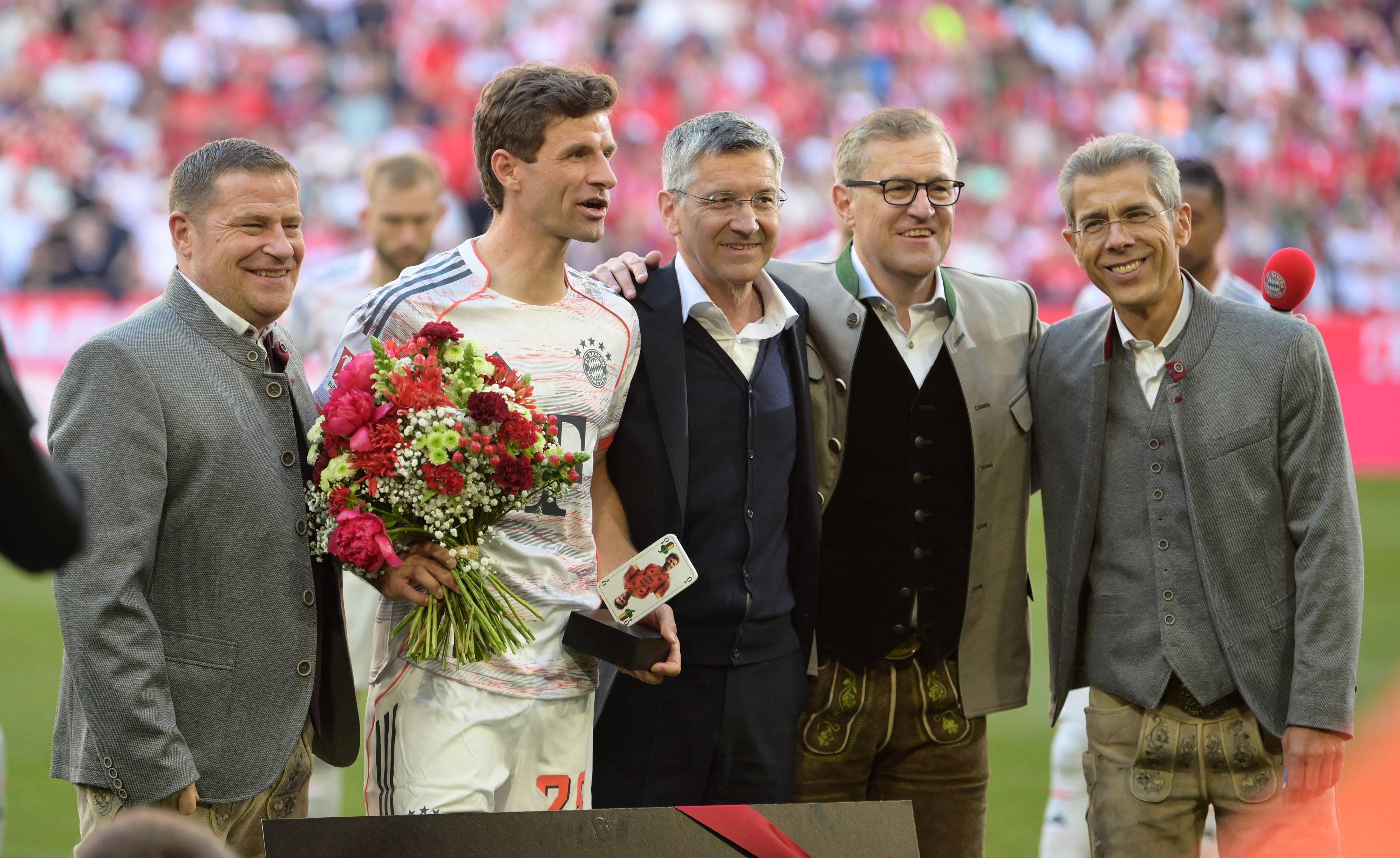 皇冠信用网会员如何申请
_讲不出再见!穆勒完成拜仁主场告别战皇冠信用网会员如何申请
,效力25年出战750场夺33冠