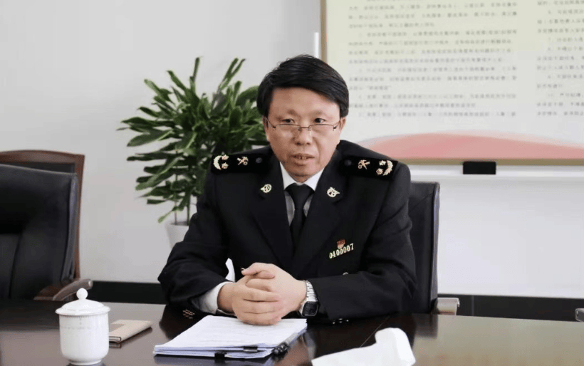 如何申请到皇冠信用網_冯学平被查