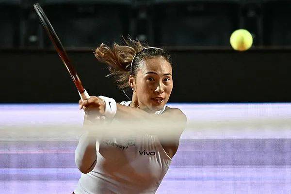 如何代理皇冠信用_痛失好局！郑钦文1比2惜败高芙如何代理皇冠信用，无缘决赛