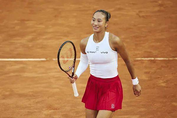 如何代理皇冠信用_痛失好局！郑钦文1比2惜败高芙如何代理皇冠信用，无缘决赛