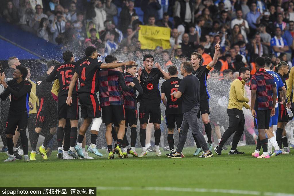 皇冠信用網开户_西甲-亚马尔世界波+传射 巴萨2-0西班牙人提前2轮夺冠