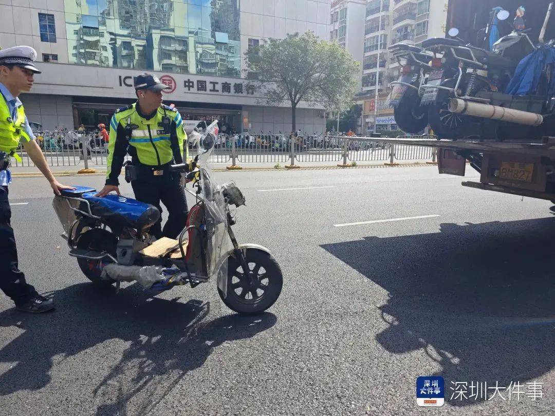 皇冠信用網平台出租
_“着实有点吓人”皇冠信用網平台出租
!深圳交警现场查扣、拆除!专盯地铁口