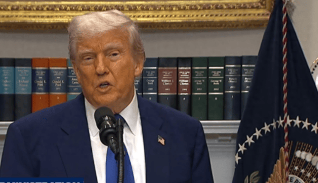 皇冠信用網平台代理
_三大消息:特朗普不参选了皇冠信用網平台代理
?中方担忧要成真?美军灰溜溜撤兵