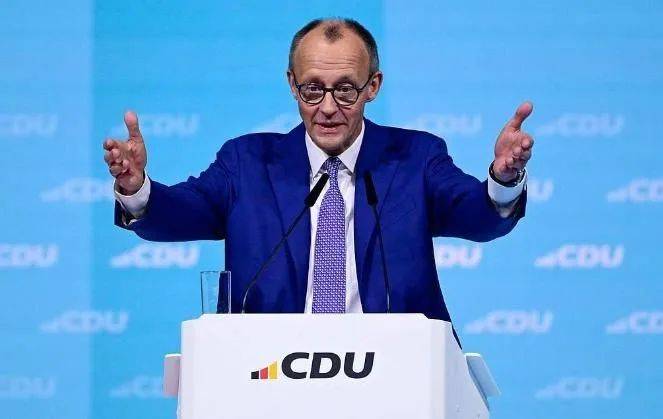 皇冠信用網代理
_退出北约?绝不与中俄为敌!特朗普突收“噩耗”皇冠信用網代理
,最大盟友一夜倒戈