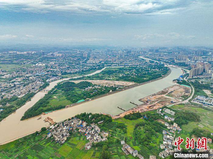 皇冠信用网押金多少_广西最大水上服务区——平陆运河钦州水上综合服务区实现通水