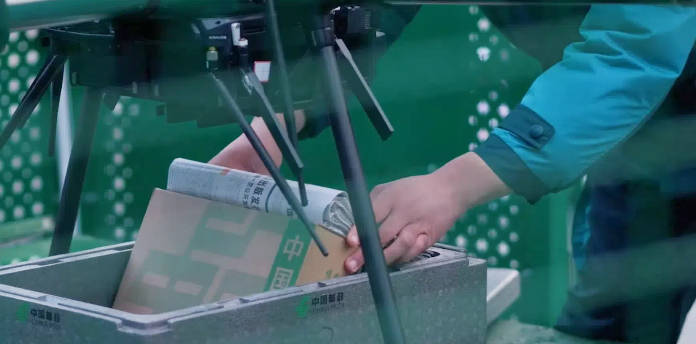 皇冠信用网出租足球_【理响中国·春江水暖鸭先知】一架“无人机”飞出低空新天地