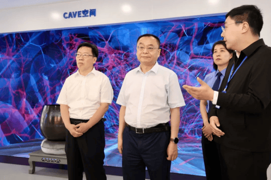 皇冠信用登2代理_江苏省检察院党组书记、检察长赵铁实调研指导镇江检察工作