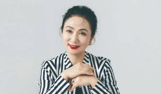 皇冠体育App下载_国家一级演员陈丽云皇冠体育App下载，被逮捕