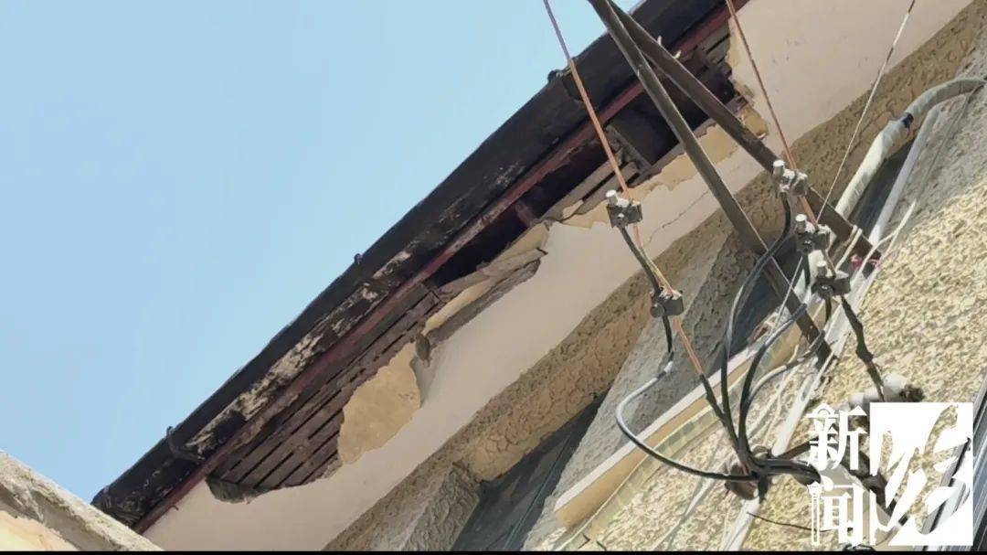 皇冠足球平台代理_祸从“天”降皇冠足球平台代理！上海这些居民集体抗议：怎么能这么干？胆也太肥了！