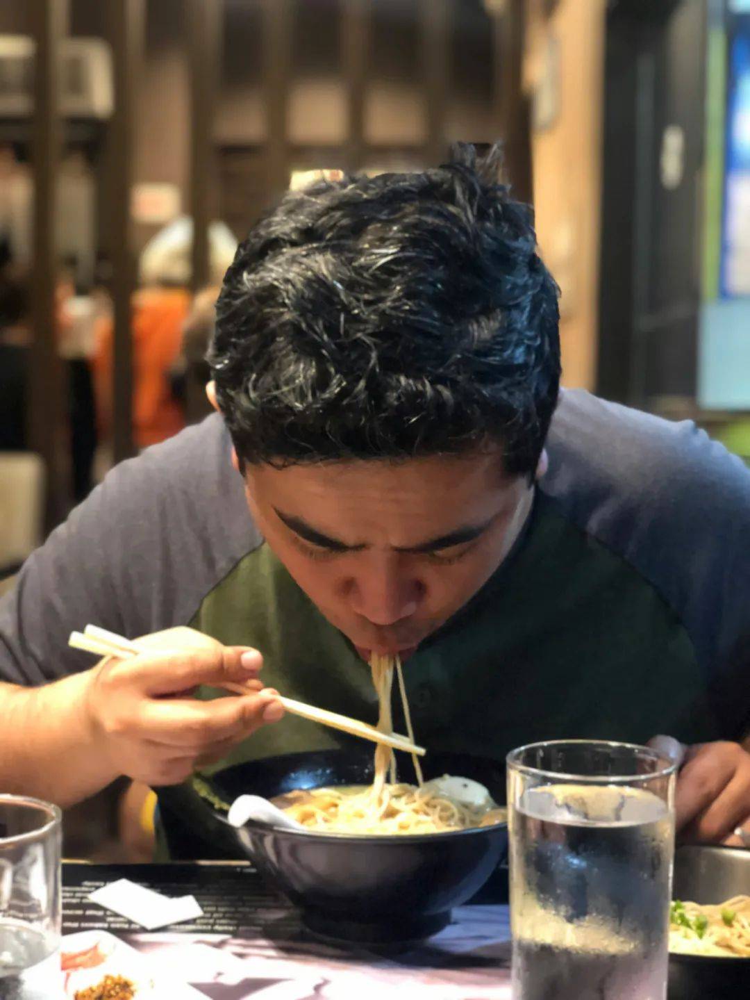 皇冠信用平台出租
_在北京皇冠信用平台出租
,面馆才是中年男人的精神码头