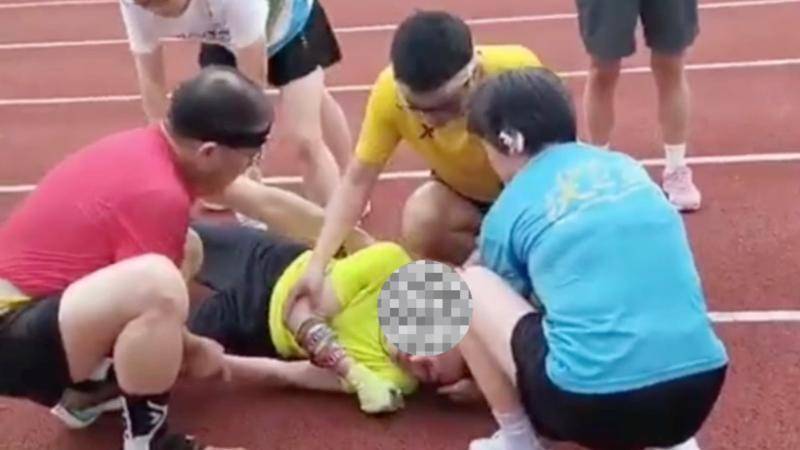 皇冠信用网代理申请_江西抚州：女子晨跑过度突然晕倒 医生紧急施救化险为夷