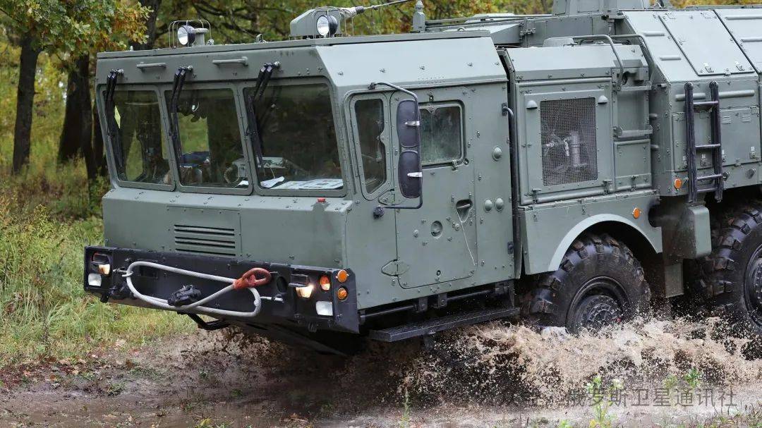 皇冠信用APP下载
_俄军伊斯坎德尔导弹击中一艘向敖德萨港运往武器的集装箱船