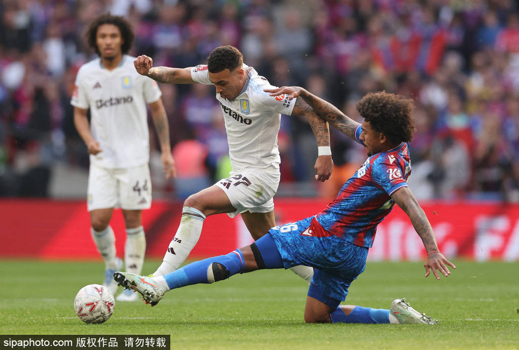 皇冠信用会员账号注册_惊天误判！老特拉福德1秒葬送维拉欧冠梦皇冠信用会员账号注册，VAR为何集体失声？