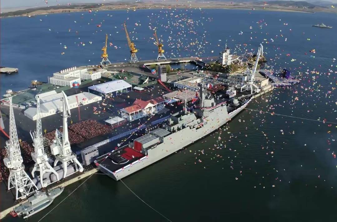 皇冠会员如何申请_朝鲜5千吨驱逐舰出现重大事故！朝鲜领导人当场下令皇冠会员如何申请，立刻彻查！