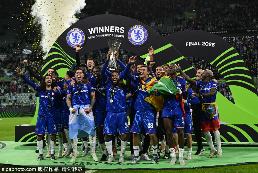 皇冠信用网会员开户_欧战全满贯皇冠信用网会员开户！欧协-桑乔建功帕尔默2助 切尔西4-1贝蒂斯夺冠