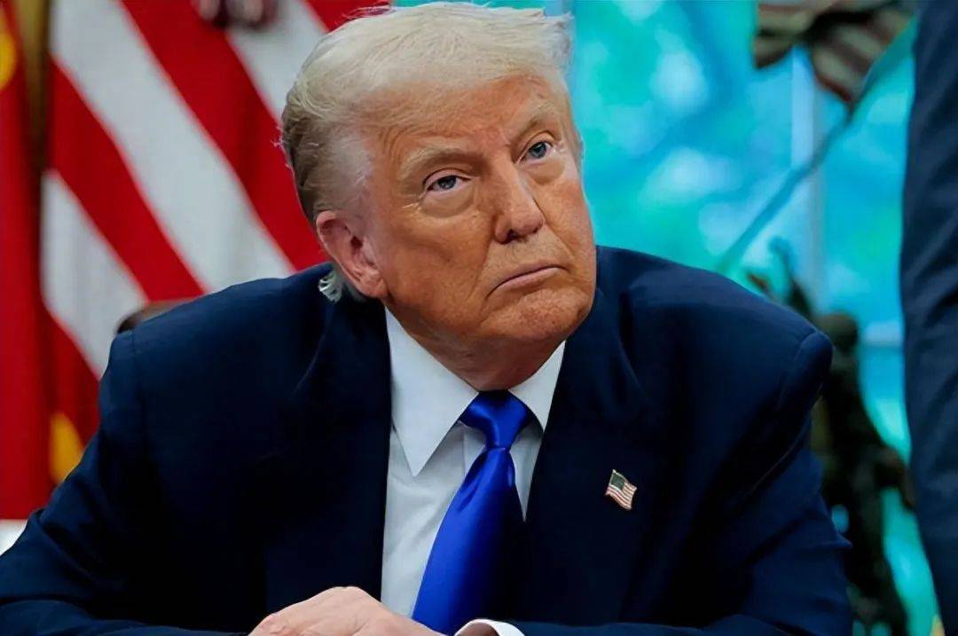 皇冠信用网开户
_白宫内讧!特朗普30分钟变局皇冠信用网开户
,中国政策制定者如秋叶般被扫地出门!