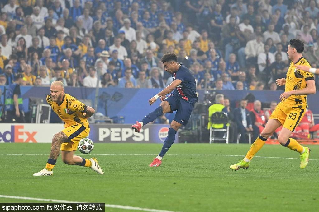 皇冠信用网如何申请_欧冠-杜埃两射一传登贝莱助攻双响 巴黎5-0国米首夺冠