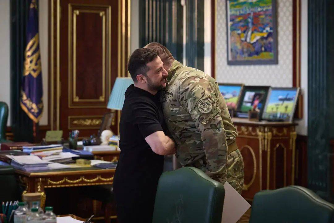 皇冠信用网押金多少_乌克兰最大胆无人机攻击皇冠信用网押金多少，预示着人类一个可怕的未来！