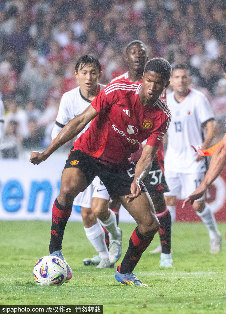 皇冠信用网足球代理
_曼联香港行口碑雪崩!主办方罕见开炮:水平太次皇冠信用网足球代理
,票房都卖不完!