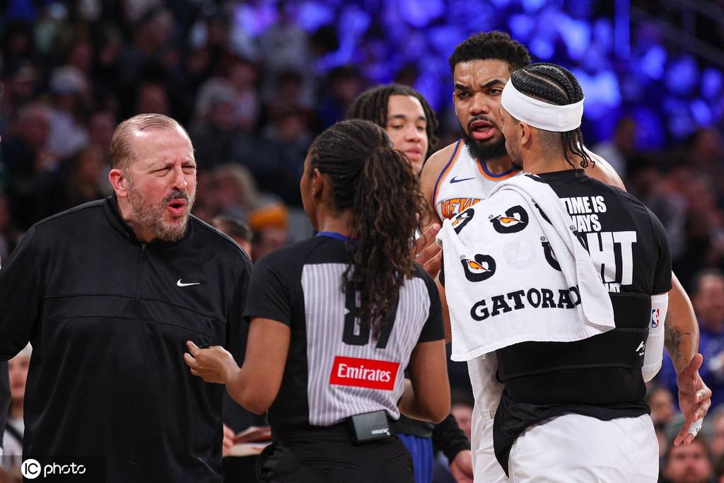 皇冠信用网代理登3_锡伯杜下课究竟冤不冤皇冠信用网代理登3？铁血篮球成就他也害了他