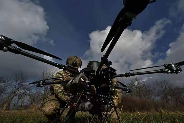 皇冠信用网如何申请
_俄导弹百发百中!捣毁乌军“老巢”皇冠信用网如何申请
,316架无人机全被炸成碎片