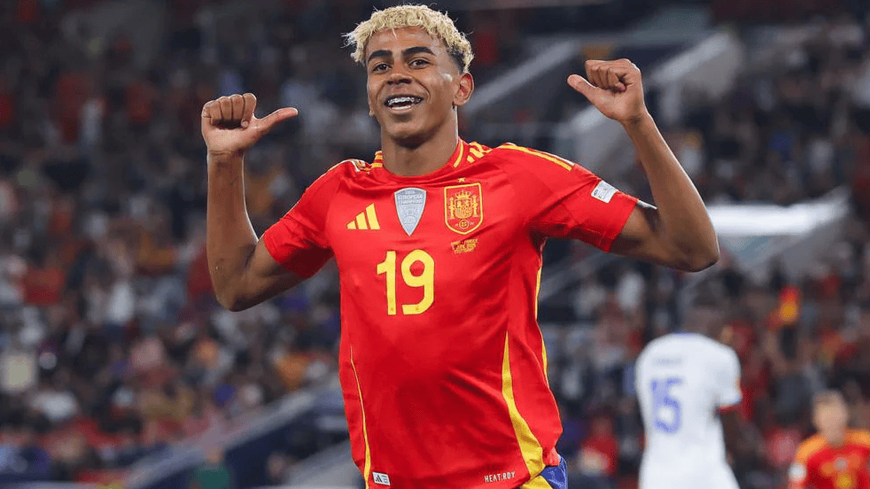 皇冠登1代理_欧国联-亚马尔双响姆巴佩传射 西班牙5-4法国晋级决赛