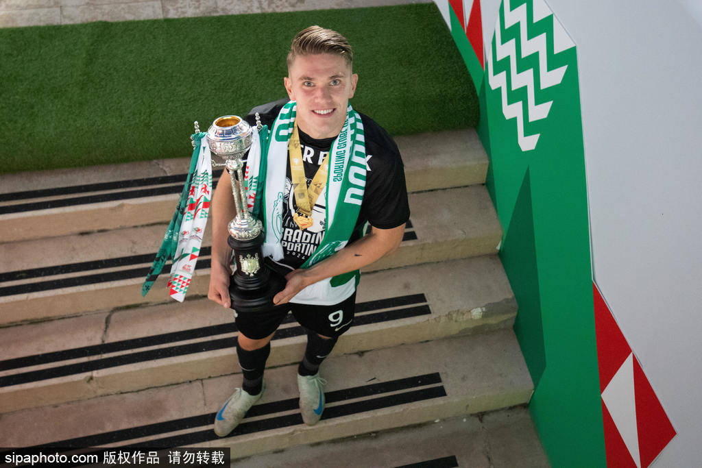 皇冠赔率_费迪南德猛批曼联新猎物吉克雷斯：葡超刷数据？英超让你现原形皇冠赔率！