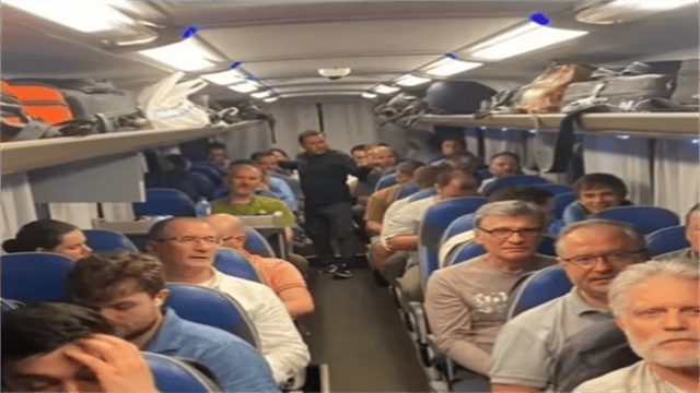 巴黎圣日耳曼足球_德黑兰领空彻底失守！50多架以军机上演自由飞行巴黎圣日耳曼足球，俄紧急撤侨