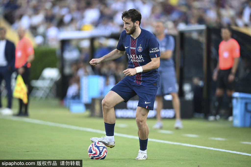 尤文图斯v曼城_世俱杯-KK幸运球阿什拉夫破门 巴黎2-0以小组头名出线