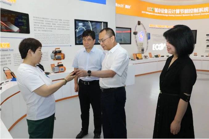 卢顿VSAFC温布尔登_江苏省检察院党组书记、检察长赵铁实调研指导徐州检察工作