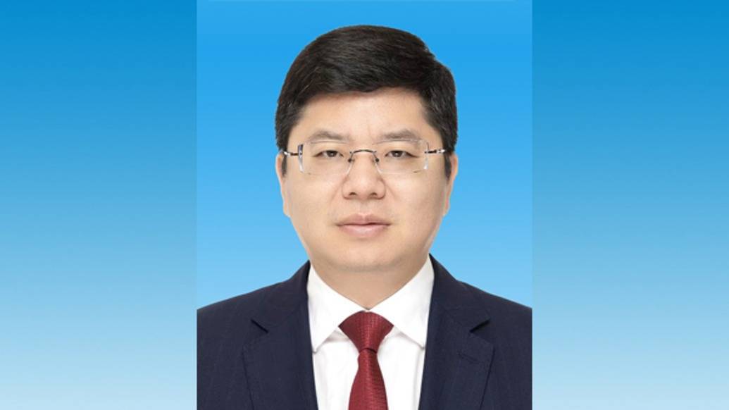 布度洛斯VS诺亚FC_“80后”江苏泰州市委常委秦猛已任泰州市常务副市长