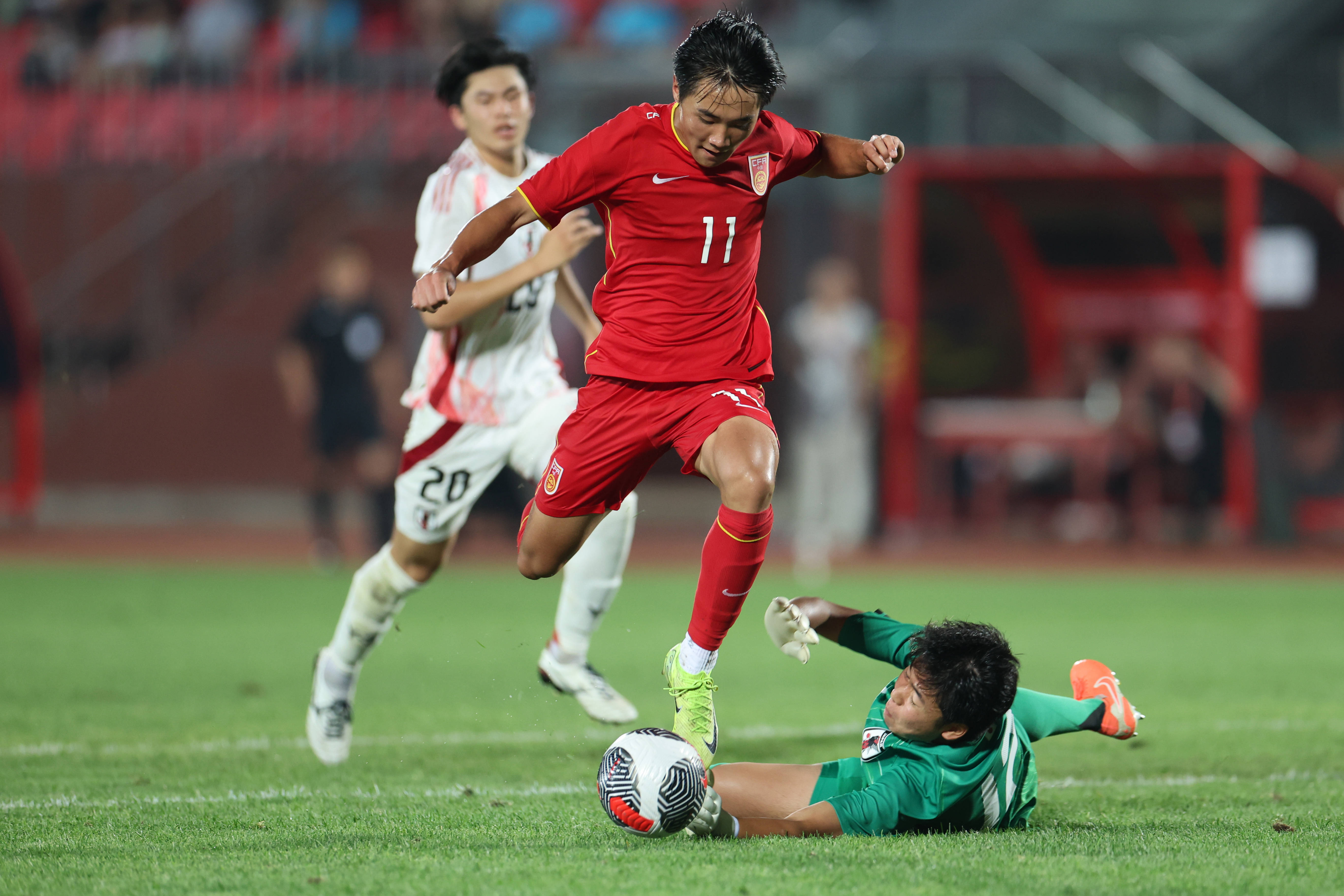 萨尔格里斯VS咸仑斯巴坦_沈阳国际足球锦标赛：中国U16队平日本U16队